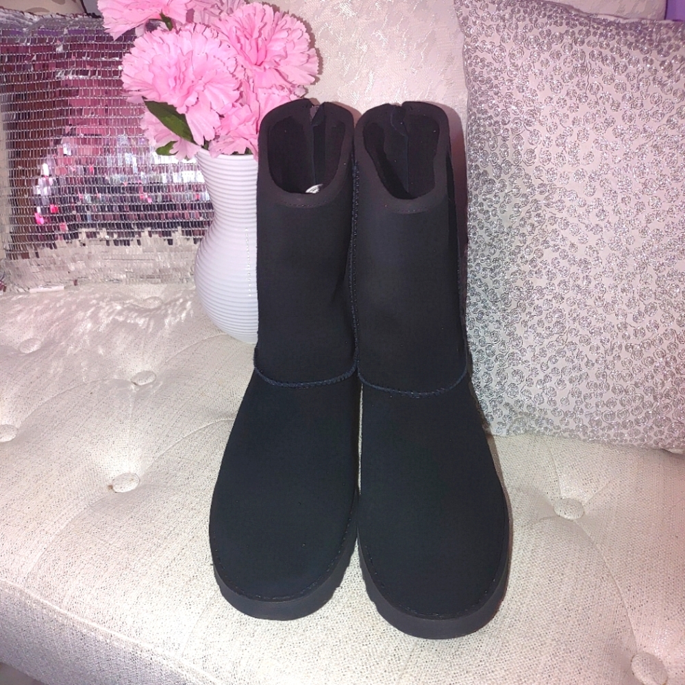 BRAND NEW UGG BOOTS